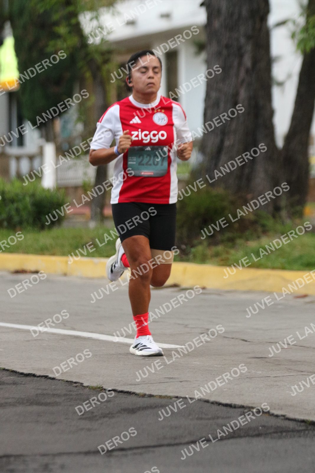 Foto de ADIDAS SPLITS GUADALAJARA 15K / 30K en Av. San Ignacio esquina Av. Ignacio L. Vallarta, Zapopan a las 06:49 · dorsal 2267