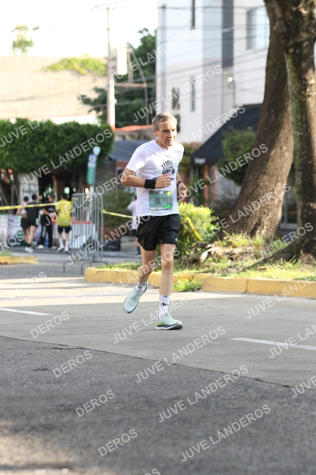 Foto de ADIDAS SPLITS GUADALAJARA 15K / 30K en Av. San Ignacio esquina Av. Ignacio L. Vallarta, Zapopan a las 08:39 · dorsal 992