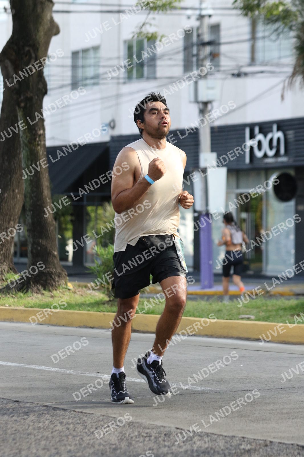 Foto de ADIDAS SPLITS GUADALAJARA 15K / 30K en Av. San Ignacio esquina Av. Ignacio L. Vallarta, Zapopan a las 08:47