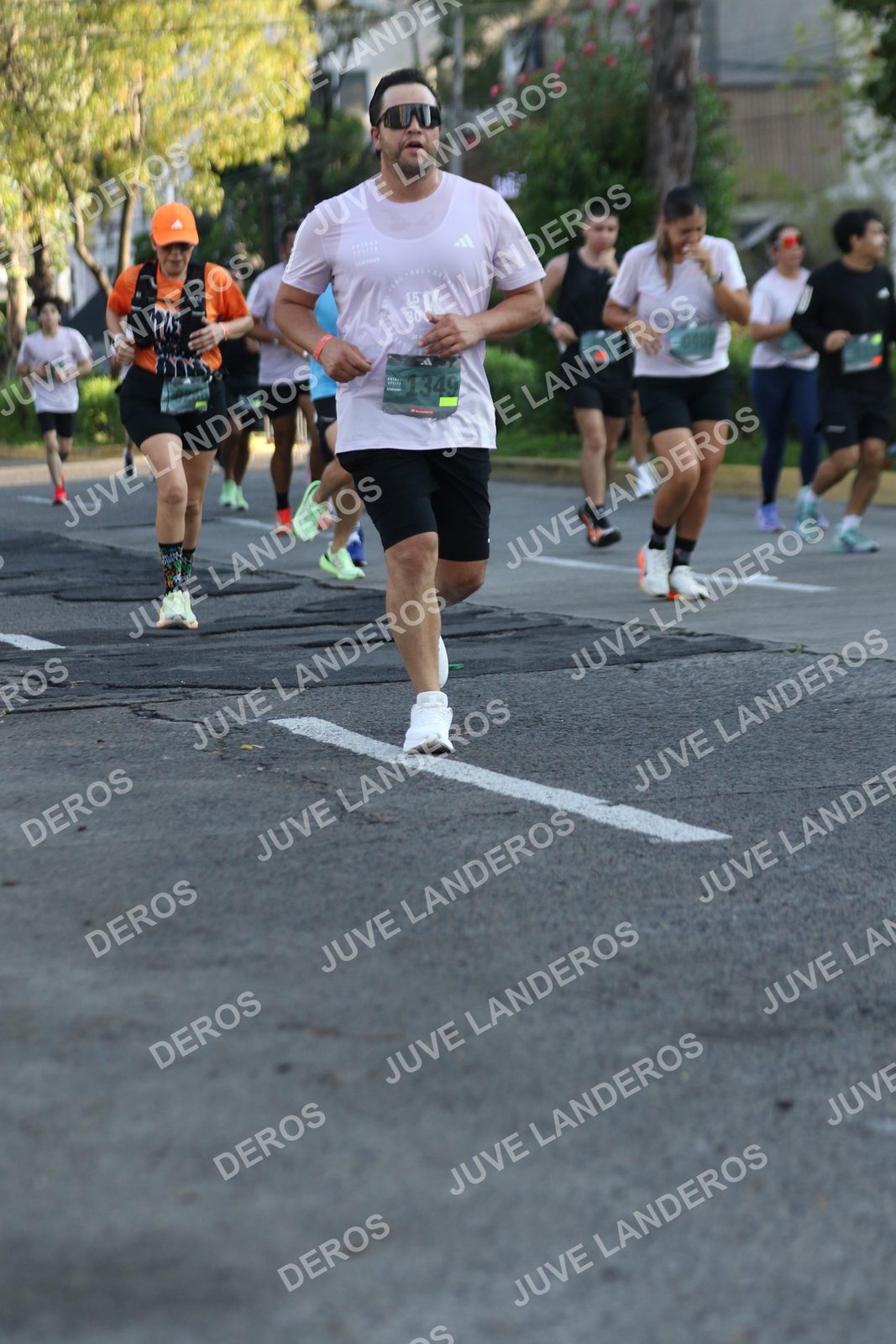 Foto de ADIDAS SPLITS GUADALAJARA 15K / 30K en Av. San Ignacio esquina Av. Ignacio L. Vallarta, Zapopan a las 07:43 · dorsal 30, 1349, 15