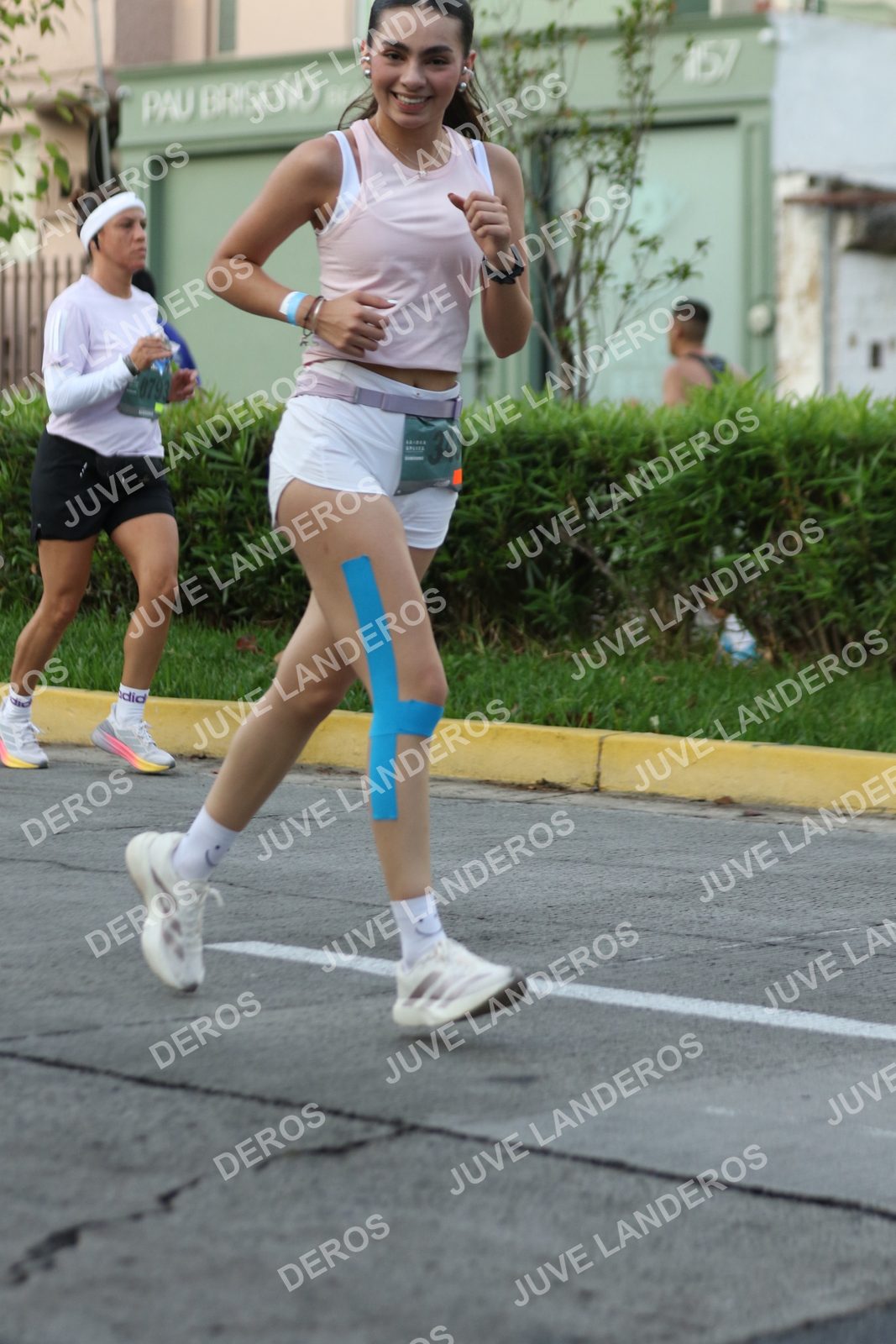 Foto de ADIDAS SPLITS GUADALAJARA 15K / 30K en Av. San Ignacio esquina Av. Ignacio L. Vallarta, Zapopan a las 07:12 · dorsal 34
