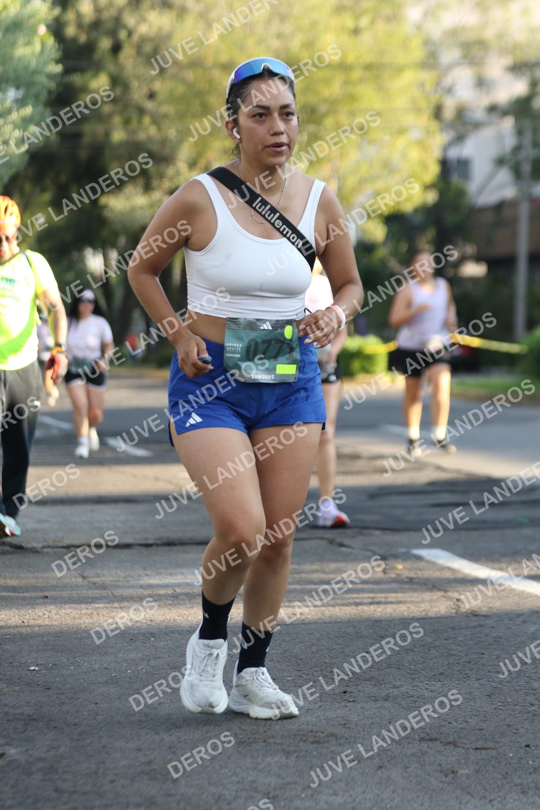 Foto de ADIDAS SPLITS GUADALAJARA 15K / 30K en Av. San Ignacio esquina Av. Ignacio L. Vallarta, Zapopan a las 07:56 · dorsal 77
