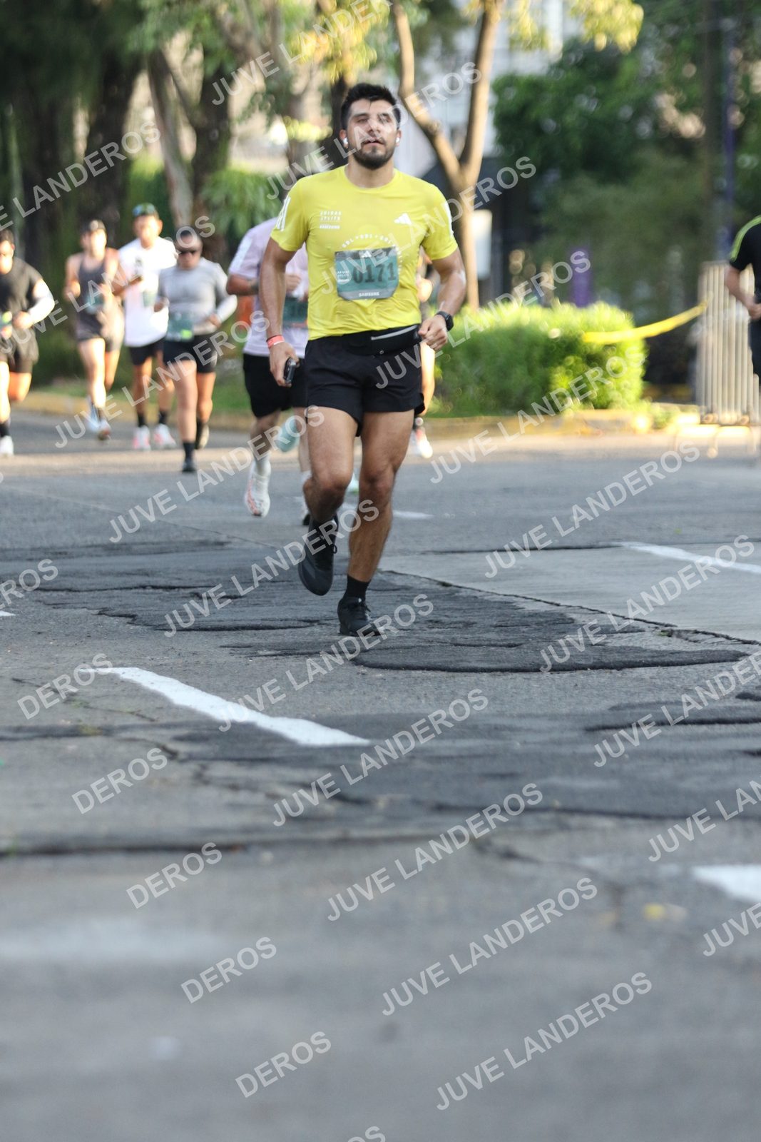 Foto de ADIDAS SPLITS GUADALAJARA 15K / 30K en Av. San Ignacio esquina Av. Ignacio L. Vallarta, Zapopan a las 07:31 · dorsal 171