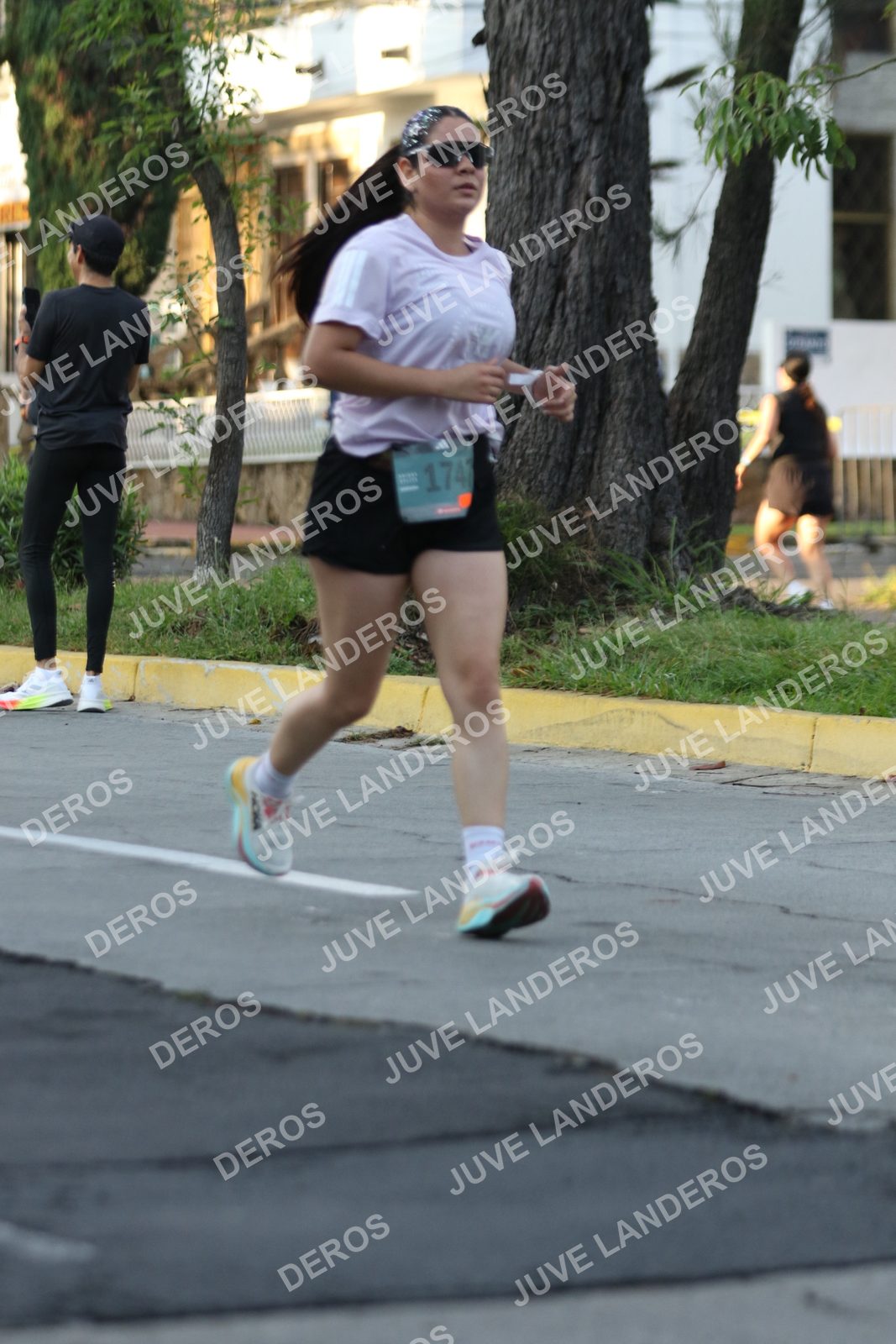Foto de ADIDAS SPLITS GUADALAJARA 15K / 30K en Av. San Ignacio esquina Av. Ignacio L. Vallarta, Zapopan a las 07:25 · dorsal 174