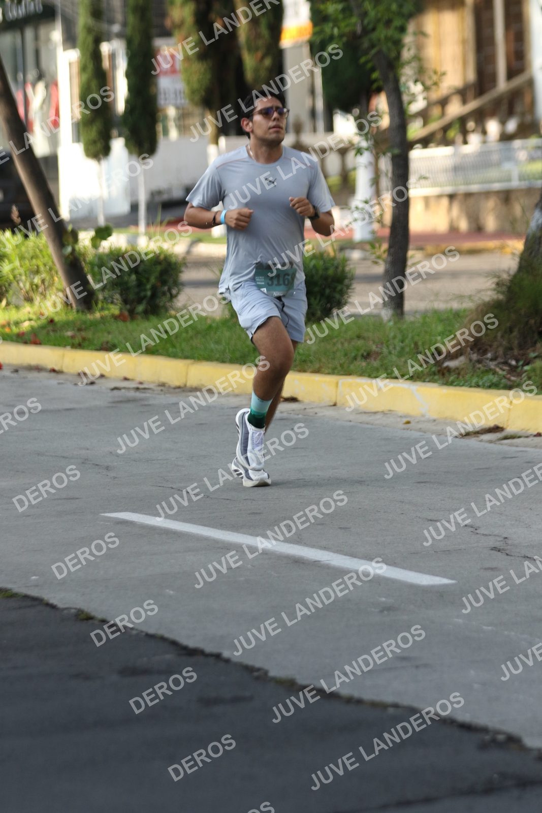 Foto de ADIDAS SPLITS GUADALAJARA 15K / 30K en Av. San Ignacio esquina Av. Ignacio L. Vallarta, Zapopan a las 08:17 · dorsal 316