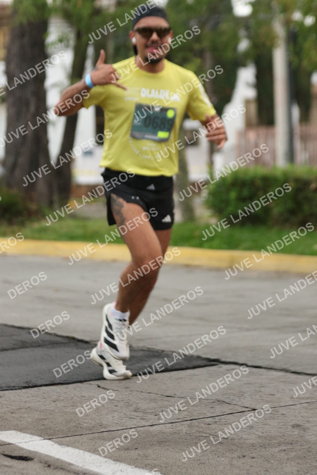 Foto de ADIDAS SPLITS GUADALAJARA 15K / 30K en Av. San Ignacio esquina Av. Ignacio L. Vallarta, Zapopan a las 06:51 · dorsal 689