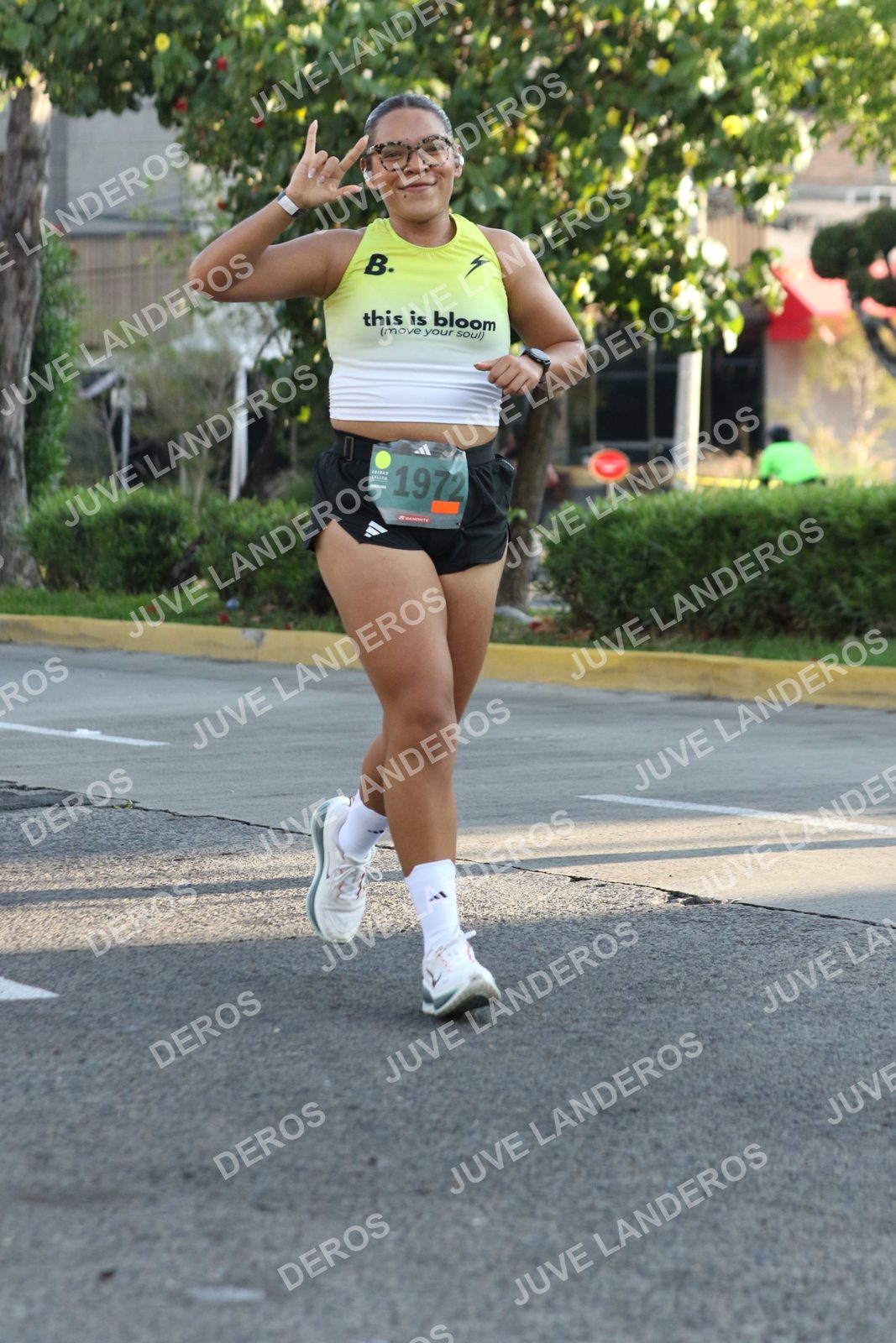 Foto de ADIDAS SPLITS GUADALAJARA 15K / 30K en Av. San Ignacio esquina Av. Ignacio L. Vallarta, Zapopan a las 07:55 · dorsal 1972