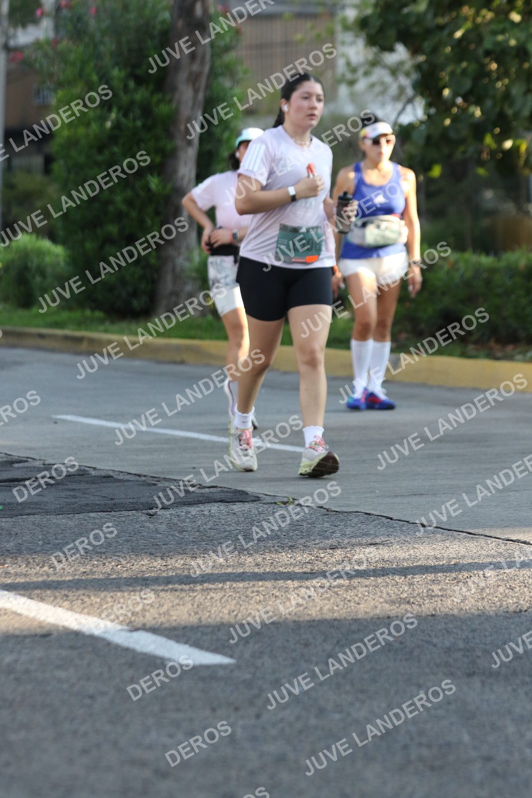 Foto de ADIDAS SPLITS GUADALAJARA 15K / 30K en Av. San Ignacio esquina Av. Ignacio L. Vallarta, Zapopan a las 07:54