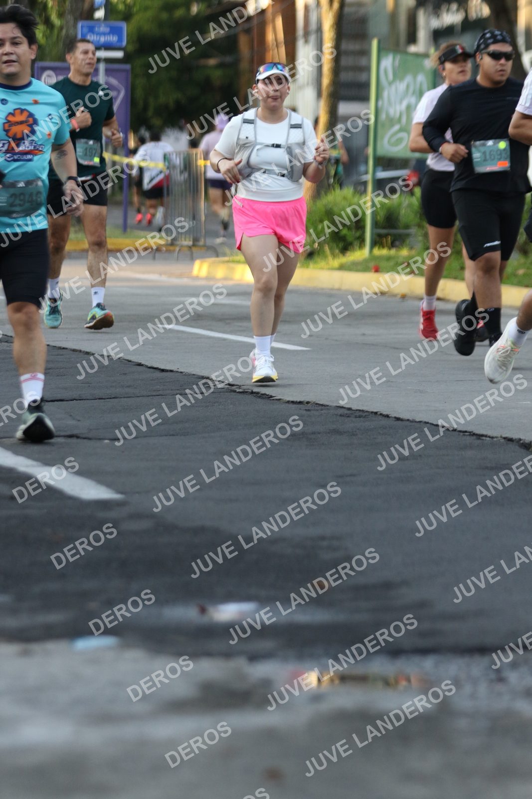 Foto de ADIDAS SPLITS GUADALAJARA 15K / 30K en Av. San Ignacio esquina Av. Ignacio L. Vallarta, Zapopan a las 07:15 · dorsal 1693, 2946, 197