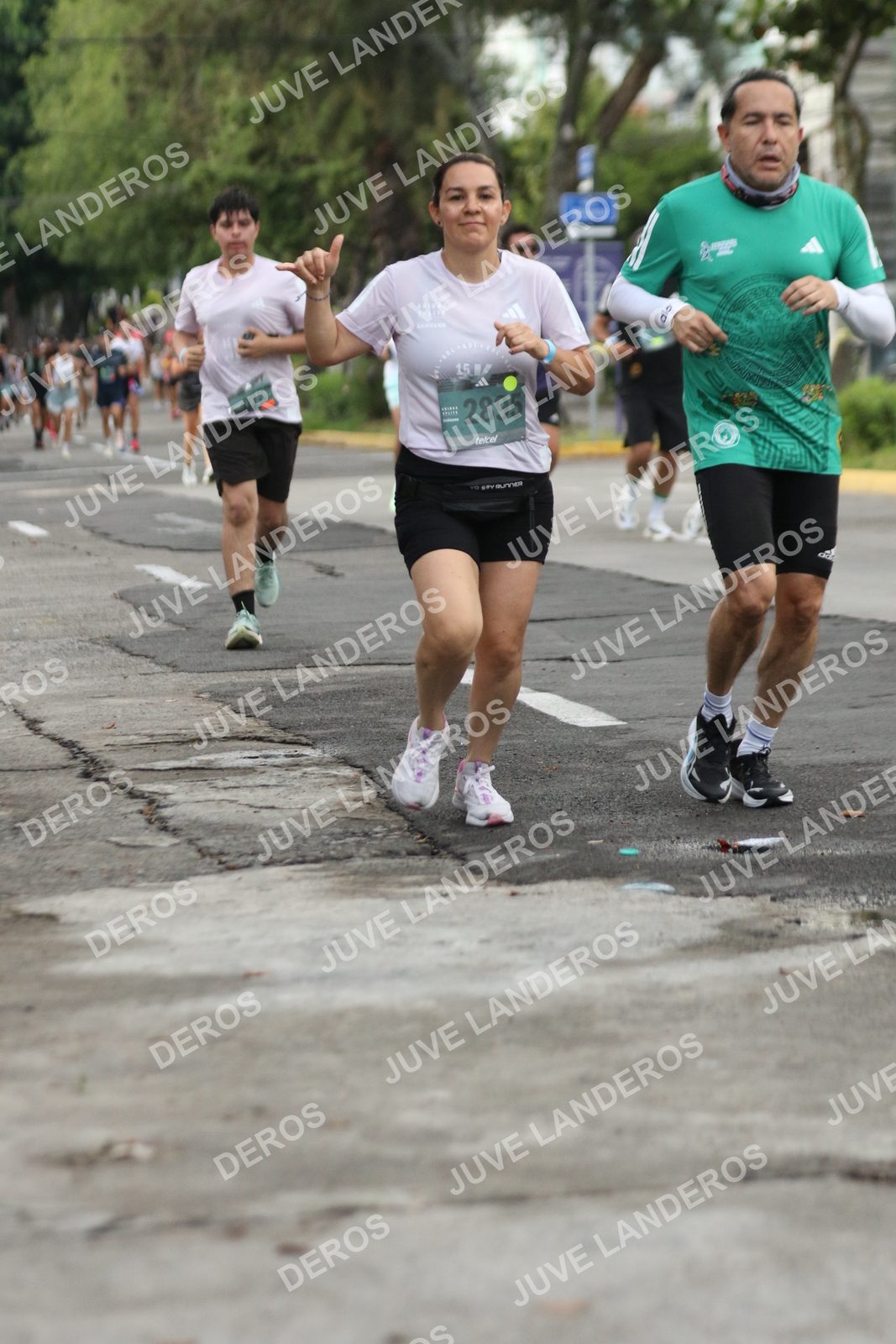 Foto de ADIDAS SPLITS GUADALAJARA 15K / 30K en Av. San Ignacio esquina Av. Ignacio L. Vallarta, Zapopan a las 06:58 · dorsal 2895