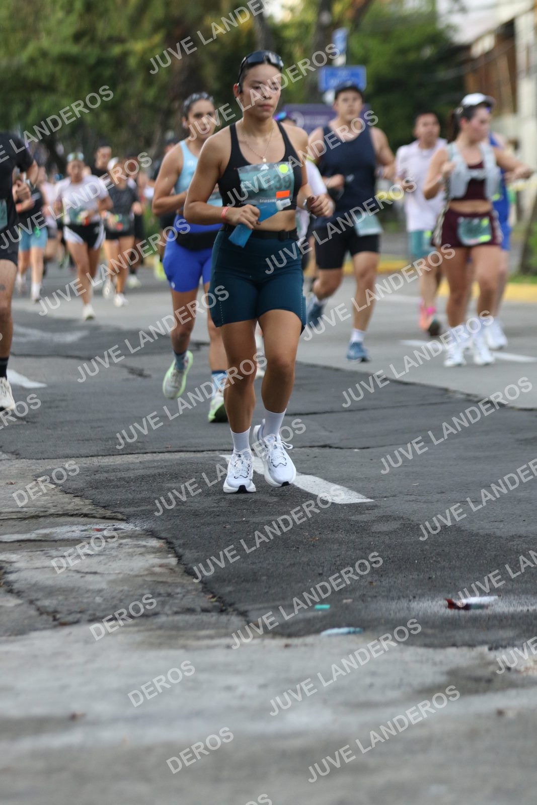 Foto de ADIDAS SPLITS GUADALAJARA 15K / 30K en Av. San Ignacio esquina Av. Ignacio L. Vallarta, Zapopan a las 07:08 · dorsal 1139