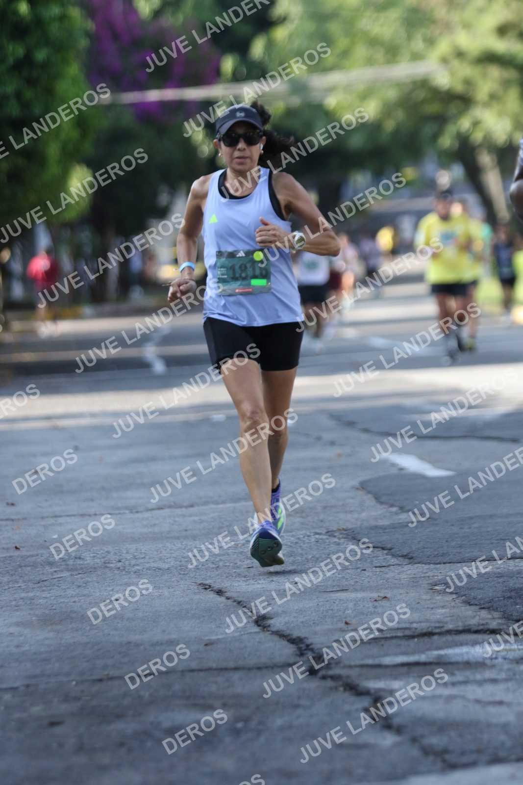 Foto de ADIDAS SPLITS GUADALAJARA 15K / 30K en Av. San Ignacio esquina Av. Ignacio L. Vallarta, Zapopan a las 08:24 · dorsal 1816