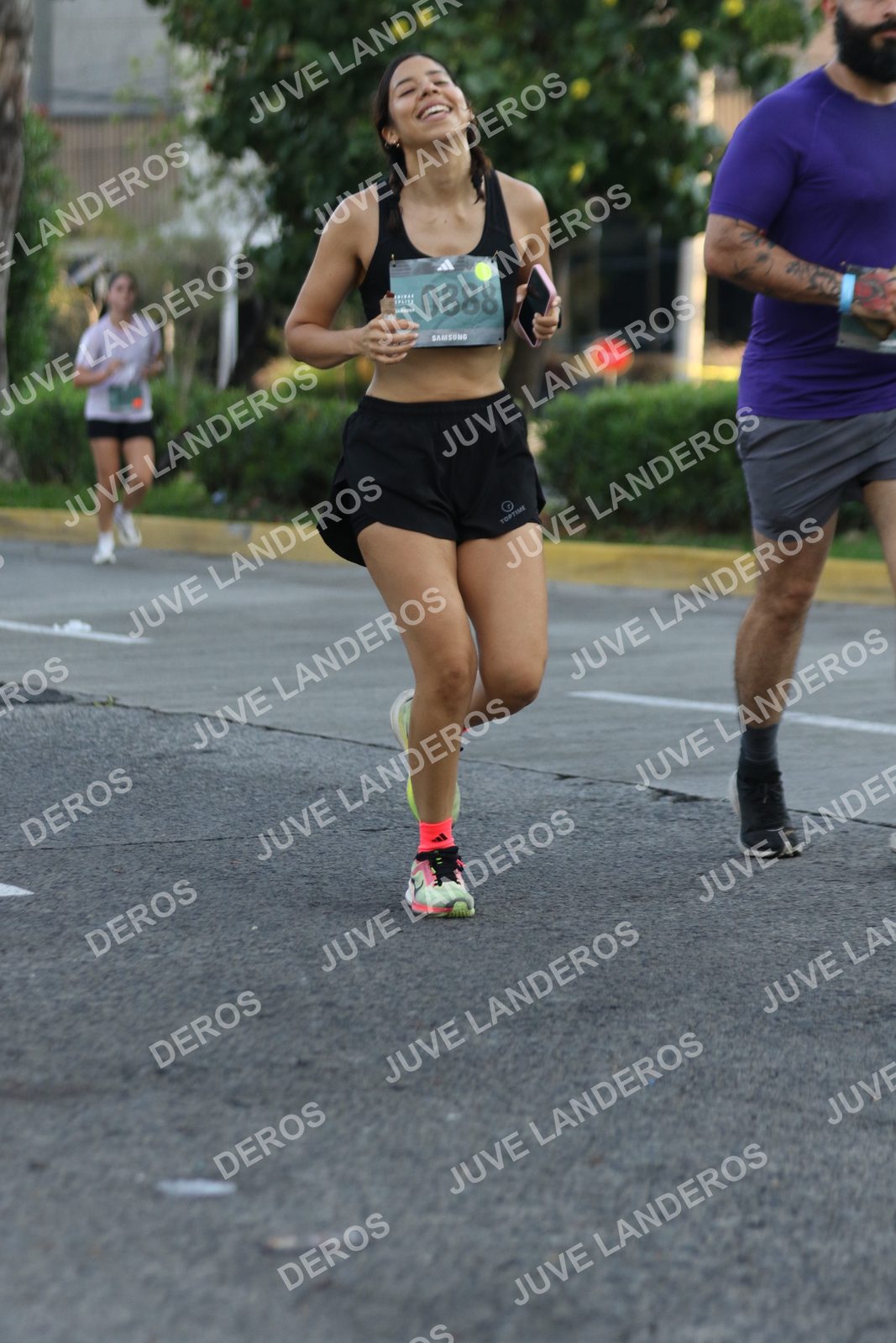 Foto de ADIDAS SPLITS GUADALAJARA 15K / 30K en Av. San Ignacio esquina Av. Ignacio L. Vallarta, Zapopan a las 07:31 · dorsal 888