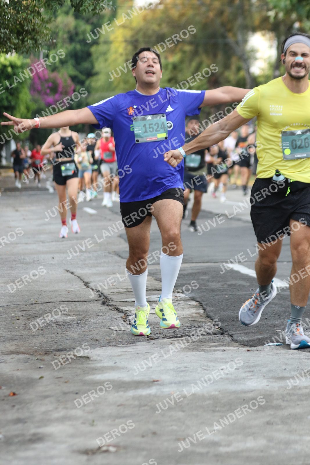 Foto de ADIDAS SPLITS GUADALAJARA 15K / 30K en Av. San Ignacio esquina Av. Ignacio L. Vallarta, Zapopan a las 07:06 · dorsal 1524, 26