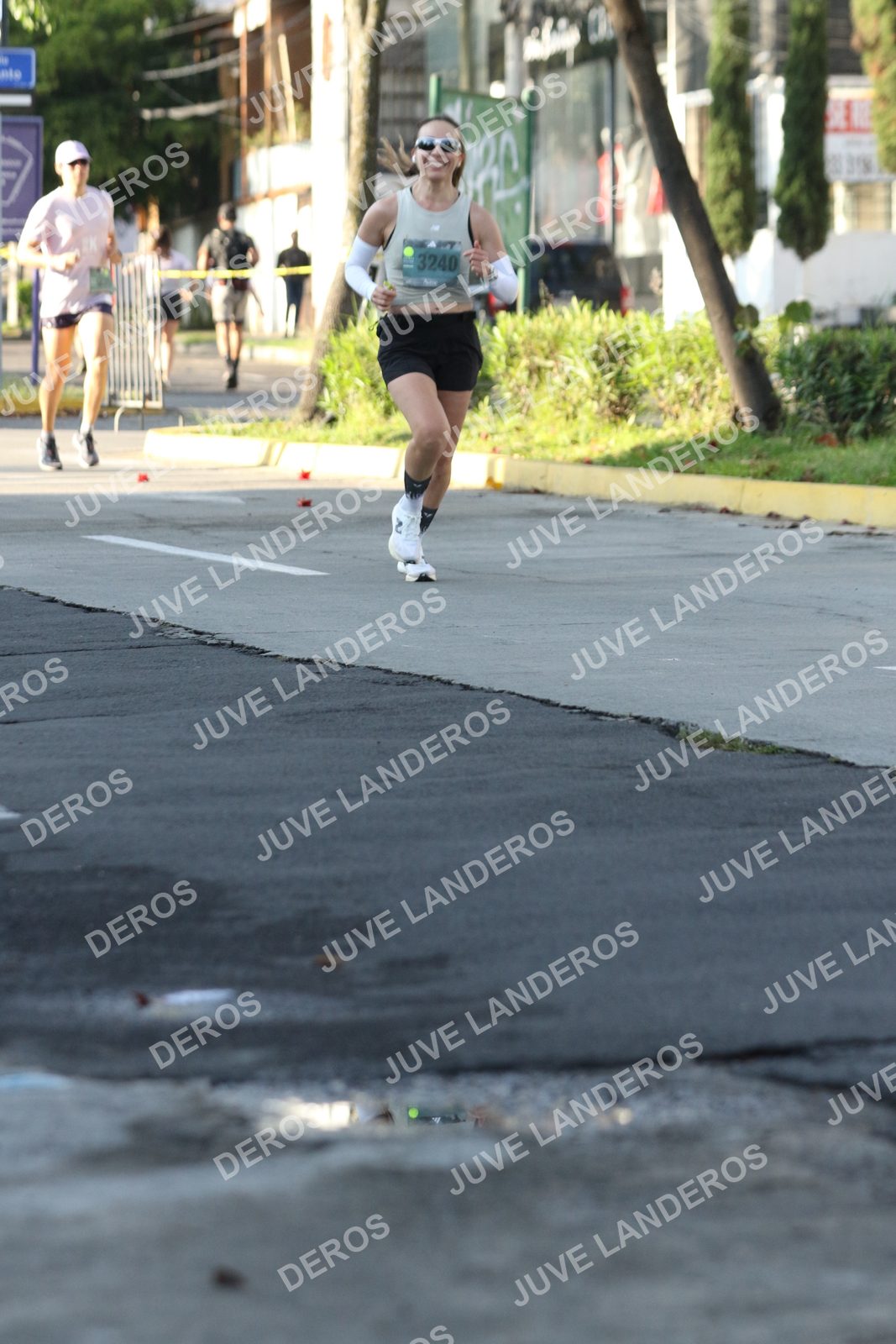 Foto de ADIDAS SPLITS GUADALAJARA 15K / 30K en Av. San Ignacio esquina Av. Ignacio L. Vallarta, Zapopan a las 08:04 · dorsal 3240