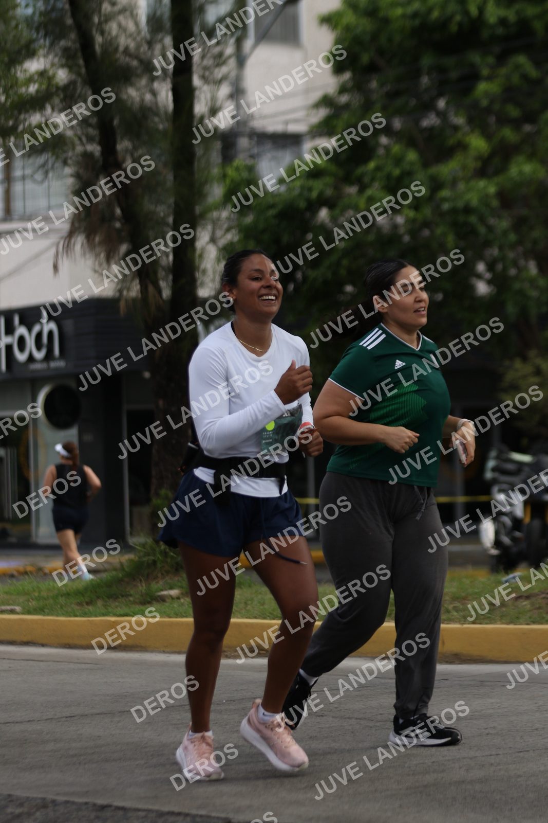 Foto de ADIDAS SPLITS GUADALAJARA 15K / 30K en Av. San Ignacio esquina Av. Ignacio L. Vallarta, Zapopan a las 09:07