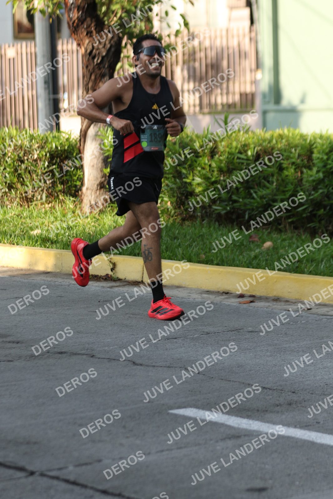 Foto de ADIDAS SPLITS GUADALAJARA 15K / 30K en Av. San Ignacio esquina Av. Ignacio L. Vallarta, Zapopan a las 08:20 · dorsal 189