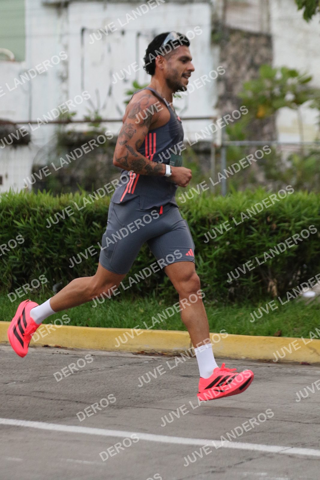 Foto de ADIDAS SPLITS GUADALAJARA 15K / 30K en Av. San Ignacio esquina Av. Ignacio L. Vallarta, Zapopan a las 06:47