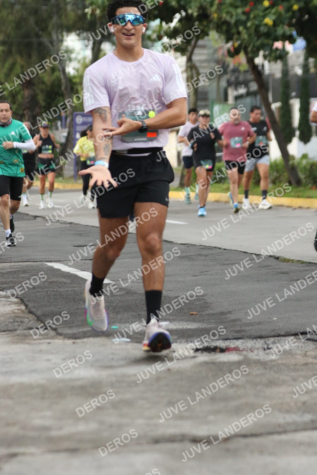 Foto de ADIDAS SPLITS GUADALAJARA 15K / 30K en Av. San Ignacio esquina Av. Ignacio L. Vallarta, Zapopan a las 06:58