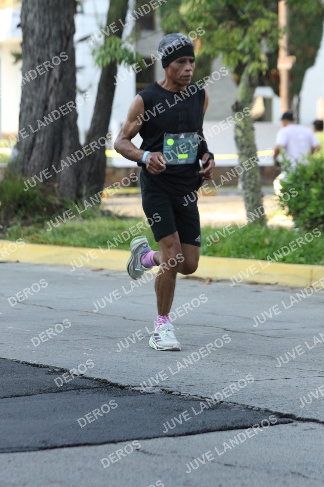Foto de ADIDAS SPLITS GUADALAJARA 15K / 30K en Av. San Ignacio esquina Av. Ignacio L. Vallarta, Zapopan a las 08:03 · dorsal 3170