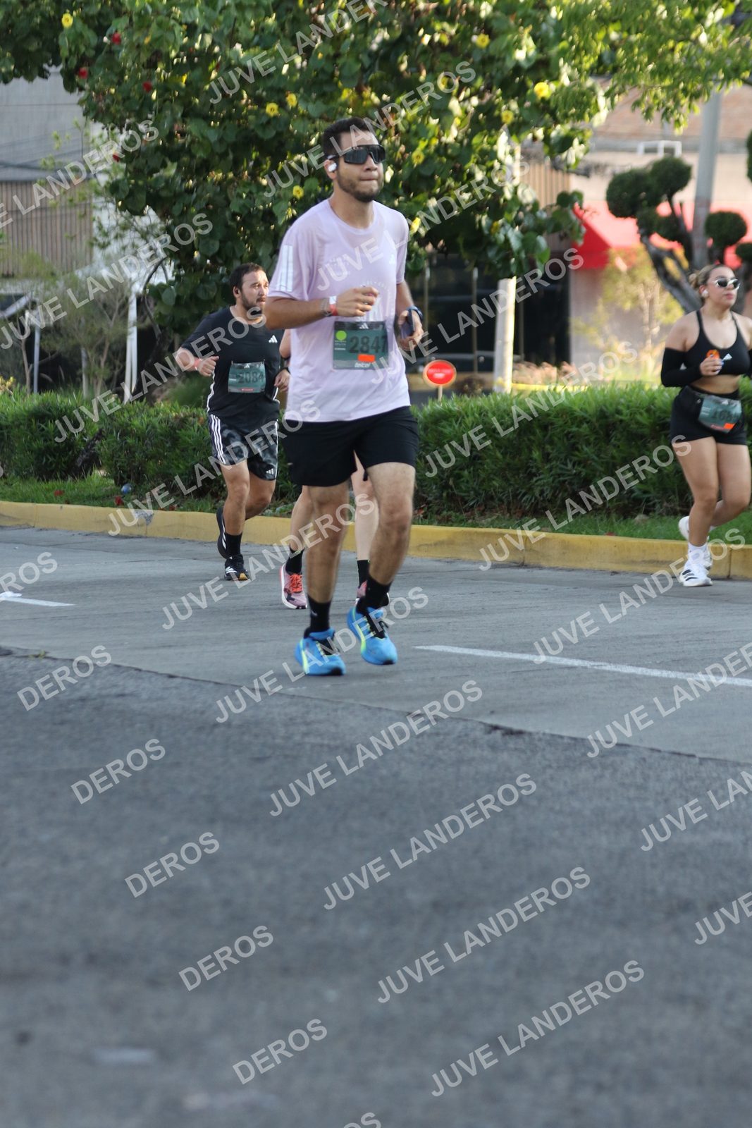 Foto de ADIDAS SPLITS GUADALAJARA 15K / 30K en Av. San Ignacio esquina Av. Ignacio L. Vallarta, Zapopan a las 07:46