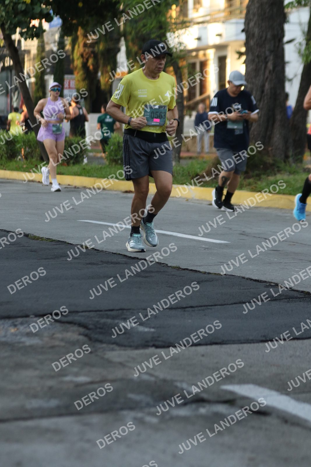 Foto de ADIDAS SPLITS GUADALAJARA 15K / 30K en Av. San Ignacio esquina Av. Ignacio L. Vallarta, Zapopan a las 07:17 · dorsal 563