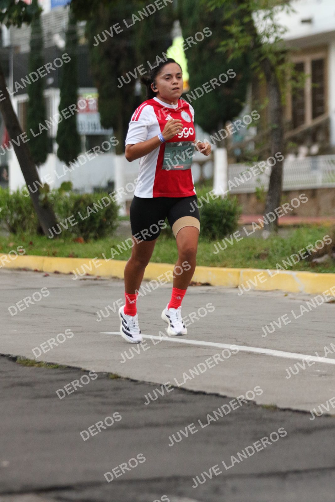 Foto de ADIDAS SPLITS GUADALAJARA 15K / 30K en Av. San Ignacio esquina Av. Ignacio L. Vallarta, Zapopan a las 06:49 · dorsal 2267