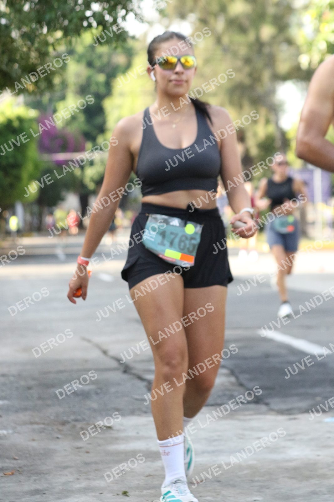 Foto de ADIDAS SPLITS GUADALAJARA 15K / 30K en Av. San Ignacio esquina Av. Ignacio L. Vallarta, Zapopan a las 08:30 · dorsal 1765