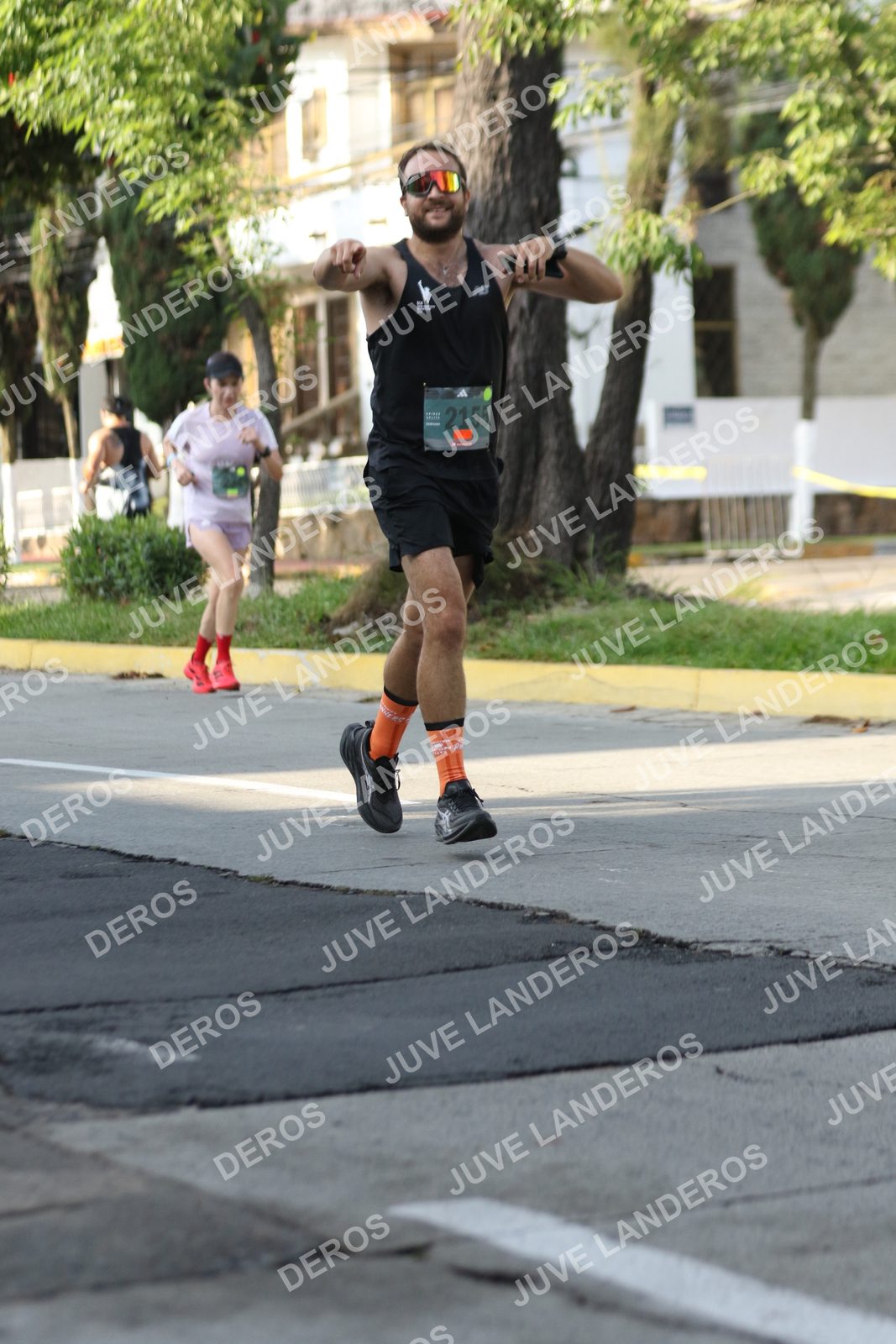 Foto de ADIDAS SPLITS GUADALAJARA 15K / 30K en Av. San Ignacio esquina Av. Ignacio L. Vallarta, Zapopan a las 08:26 · dorsal 2155