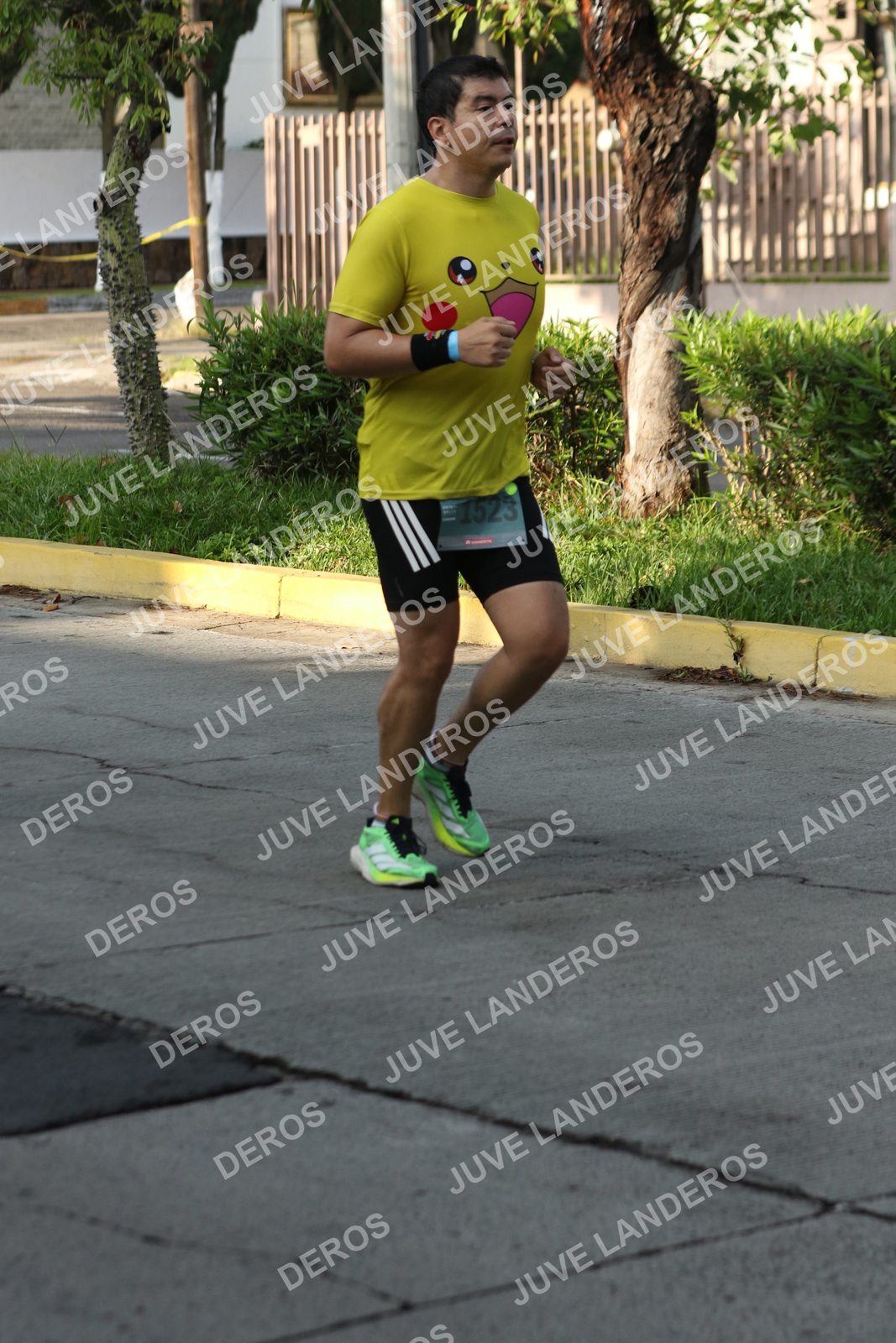 Foto de ADIDAS SPLITS GUADALAJARA 15K / 30K en Av. San Ignacio esquina Av. Ignacio L. Vallarta, Zapopan a las 08:13 · dorsal 1523