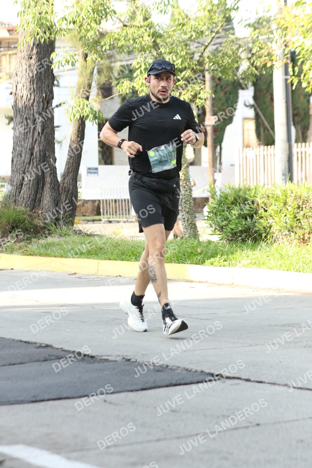 Foto de ADIDAS SPLITS GUADALAJARA 15K / 30K en Av. San Ignacio esquina Av. Ignacio L. Vallarta, Zapopan a las 08:28 · dorsal 2997