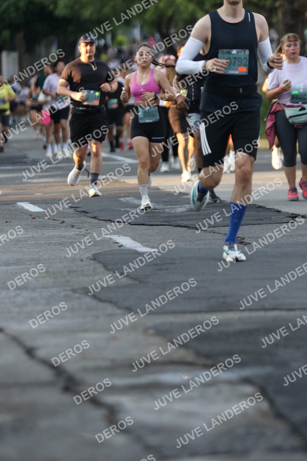 Foto de ADIDAS SPLITS GUADALAJARA 15K / 30K en Av. San Ignacio esquina Av. Ignacio L. Vallarta, Zapopan a las 07:15 · dorsal 858
