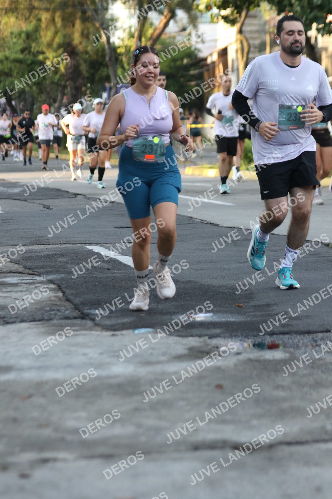 Foto de ADIDAS SPLITS GUADALAJARA 15K / 30K en Av. San Ignacio esquina Av. Ignacio L. Vallarta, Zapopan a las 07:15 · dorsal 2370