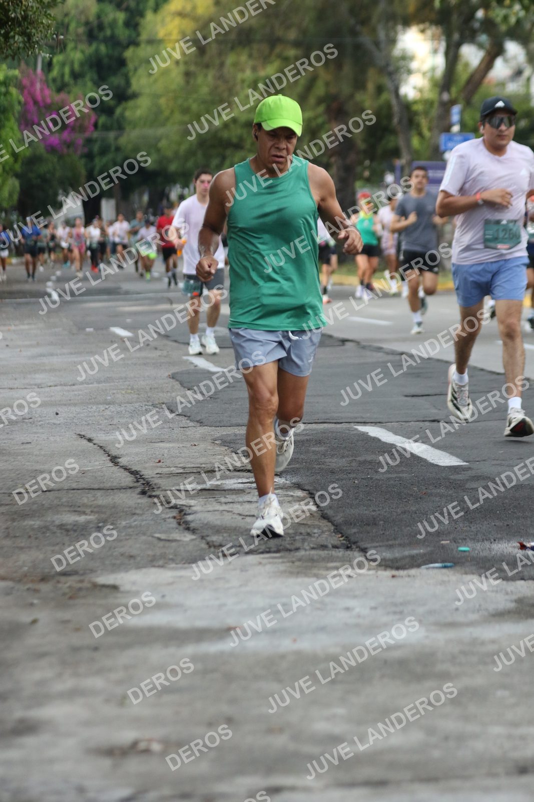 Foto de ADIDAS SPLITS GUADALAJARA 15K / 30K en Av. San Ignacio esquina Av. Ignacio L. Vallarta, Zapopan a las 07:05 · dorsal 1260