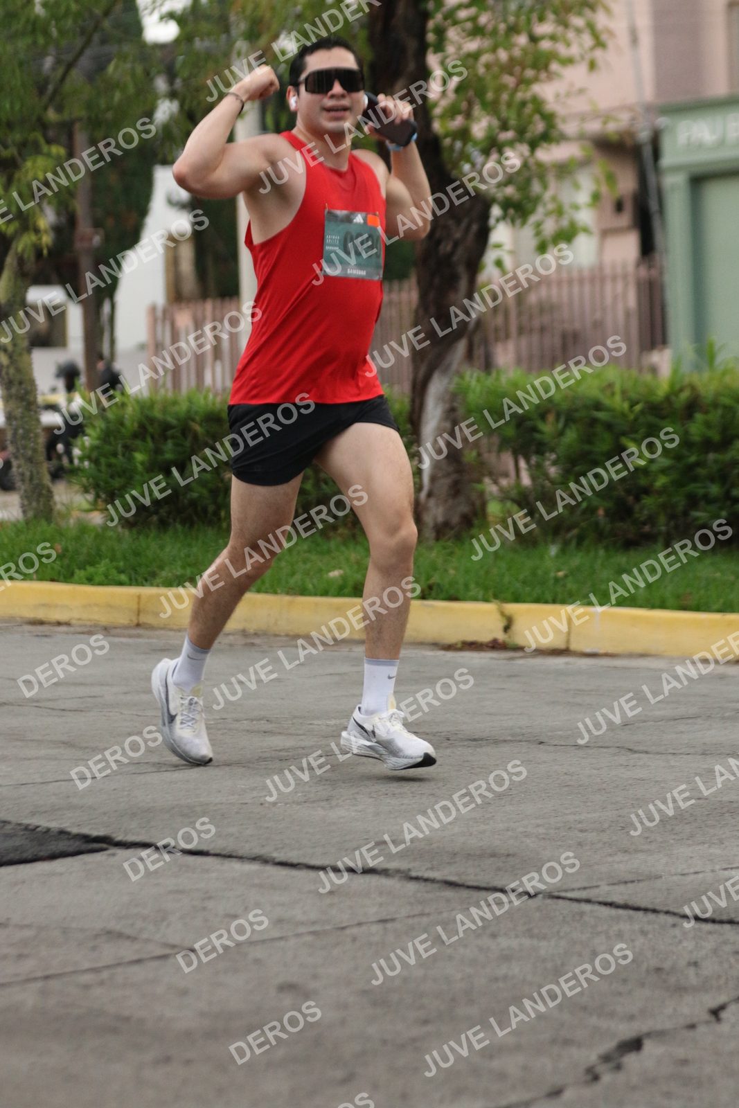 Foto de ADIDAS SPLITS GUADALAJARA 15K / 30K en Av. San Ignacio esquina Av. Ignacio L. Vallarta, Zapopan a las 06:52 · dorsal 990