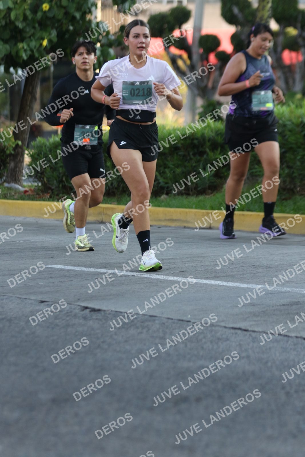 Foto de ADIDAS SPLITS GUADALAJARA 15K / 30K en Av. San Ignacio esquina Av. Ignacio L. Vallarta, Zapopan a las 07:38 · dorsal 218