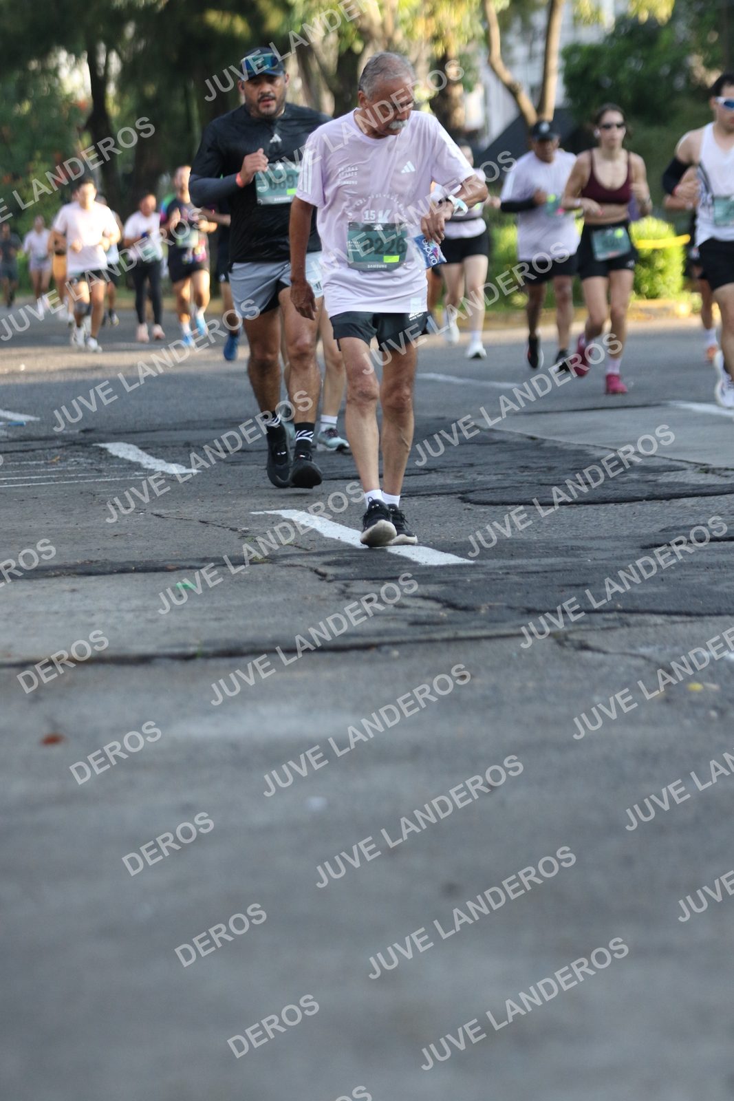 Foto de ADIDAS SPLITS GUADALAJARA 15K / 30K en Av. San Ignacio esquina Av. Ignacio L. Vallarta, Zapopan a las 07:36 · dorsal 226, 69