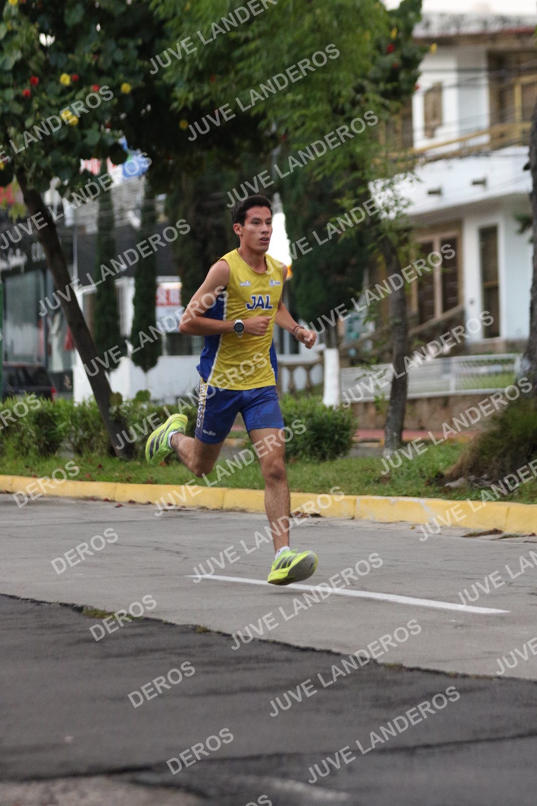 Foto de ADIDAS SPLITS GUADALAJARA 15K / 30K en Av. San Ignacio esquina Av. Ignacio L. Vallarta, Zapopan a las 06:45