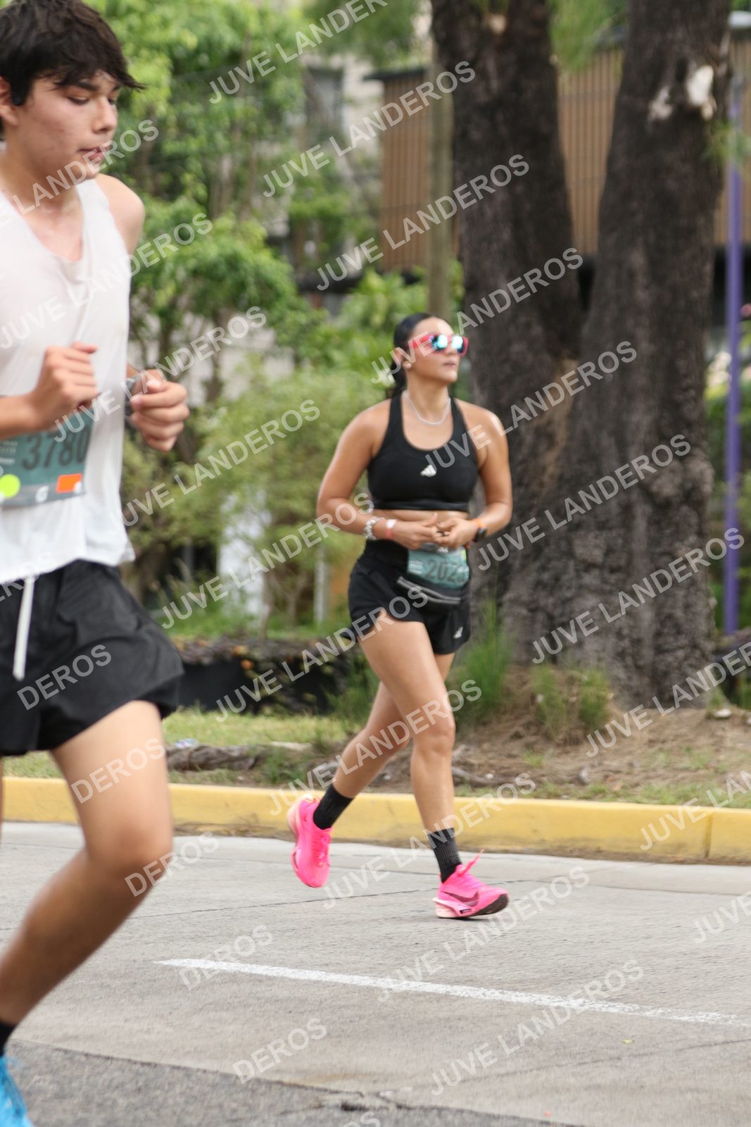 Foto de ADIDAS SPLITS GUADALAJARA 15K / 30K en Av. San Ignacio esquina Av. Ignacio L. Vallarta, Zapopan a las 09:08 · dorsal 3780, 2020