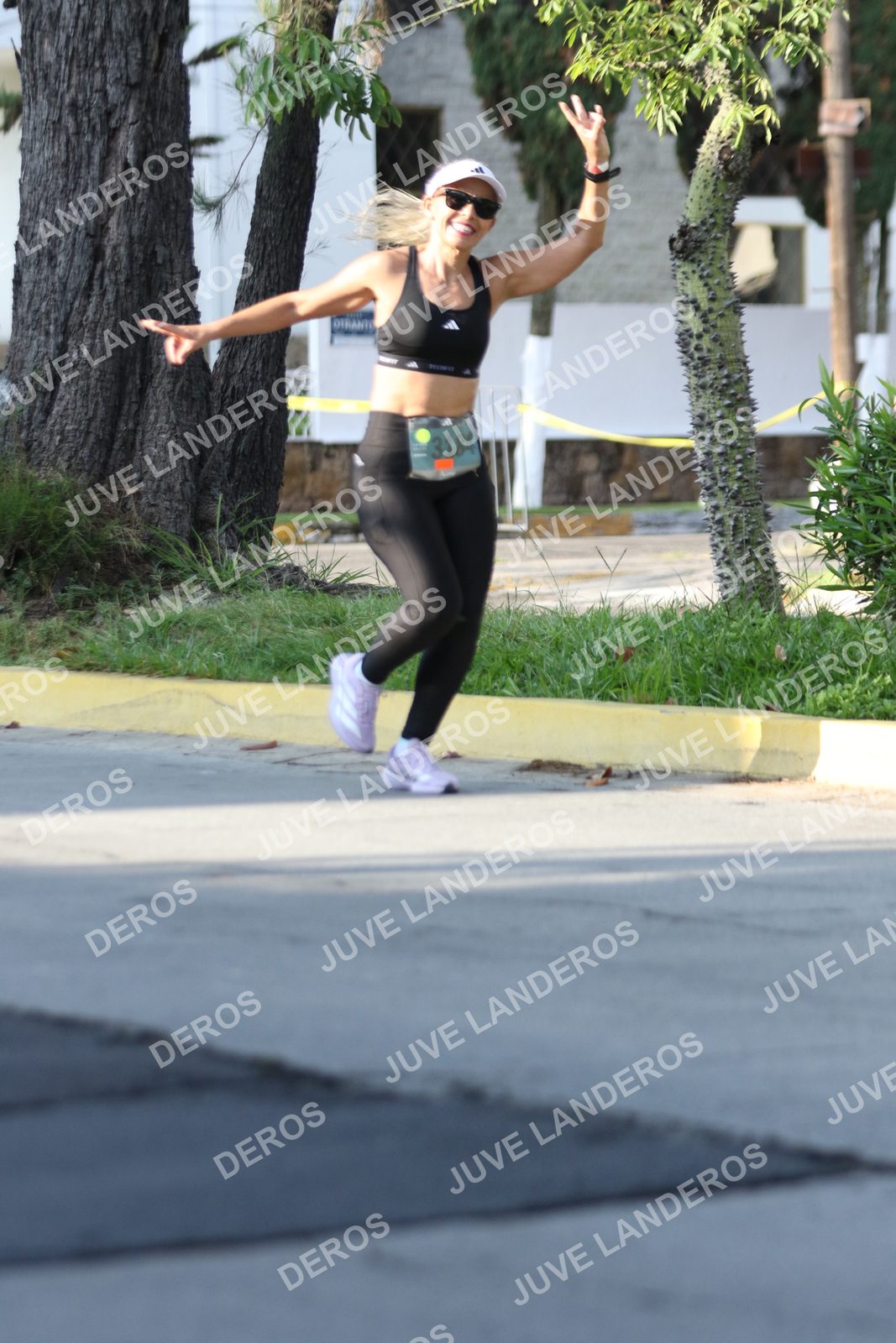 Foto de ADIDAS SPLITS GUADALAJARA 15K / 30K en Av. San Ignacio esquina Av. Ignacio L. Vallarta, Zapopan a las 08:23 · dorsal 3184