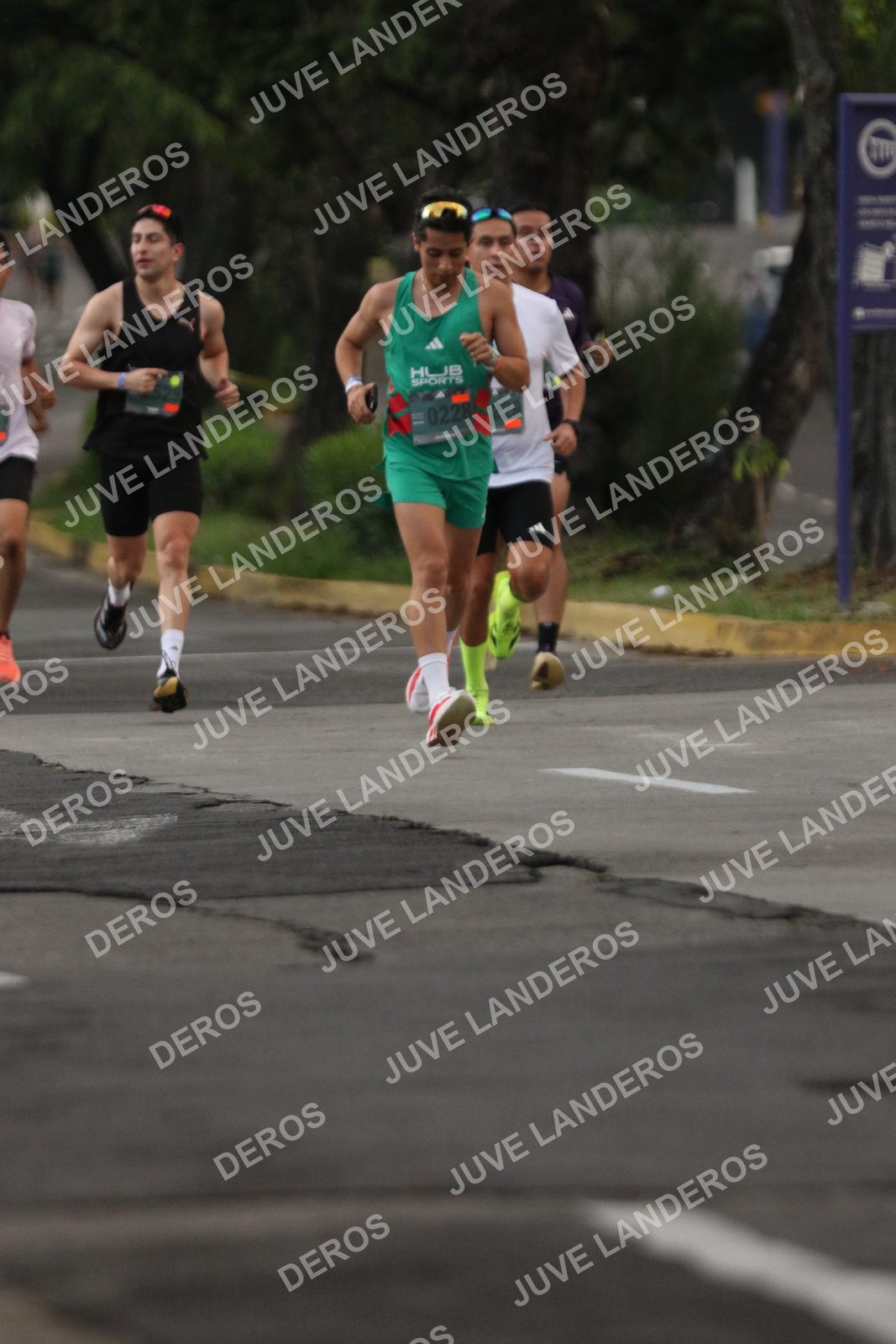 Foto de ADIDAS SPLITS GUADALAJARA 15K / 30K en Av. San Ignacio esquina Av. Ignacio L. Vallarta, Zapopan a las 06:49 · dorsal 228