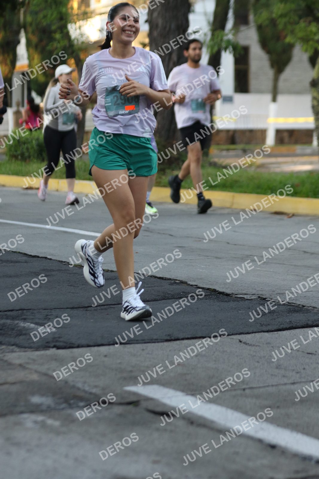 Foto de ADIDAS SPLITS GUADALAJARA 15K / 30K en Av. San Ignacio esquina Av. Ignacio L. Vallarta, Zapopan a las 07:14 · dorsal 2908