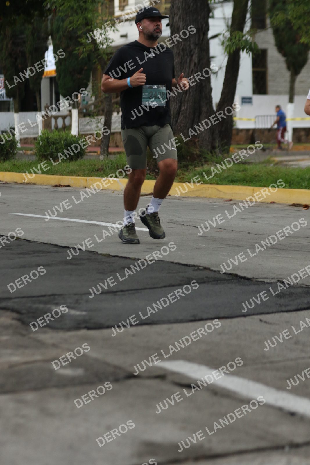 Foto de ADIDAS SPLITS GUADALAJARA 15K / 30K en Av. San Ignacio esquina Av. Ignacio L. Vallarta, Zapopan a las 06:57 · dorsal 2438