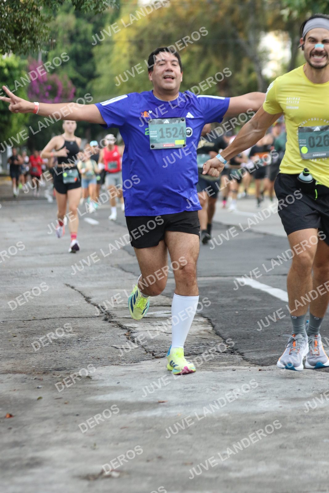 Foto de ADIDAS SPLITS GUADALAJARA 15K / 30K en Av. San Ignacio esquina Av. Ignacio L. Vallarta, Zapopan a las 07:06 · dorsal 26, 1524