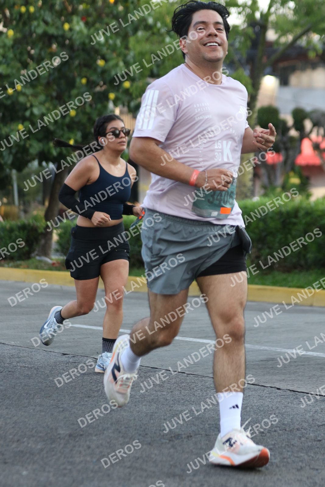 Foto de ADIDAS SPLITS GUADALAJARA 15K / 30K en Av. San Ignacio esquina Av. Ignacio L. Vallarta, Zapopan a las 07:30 · dorsal 30, 15, 3405