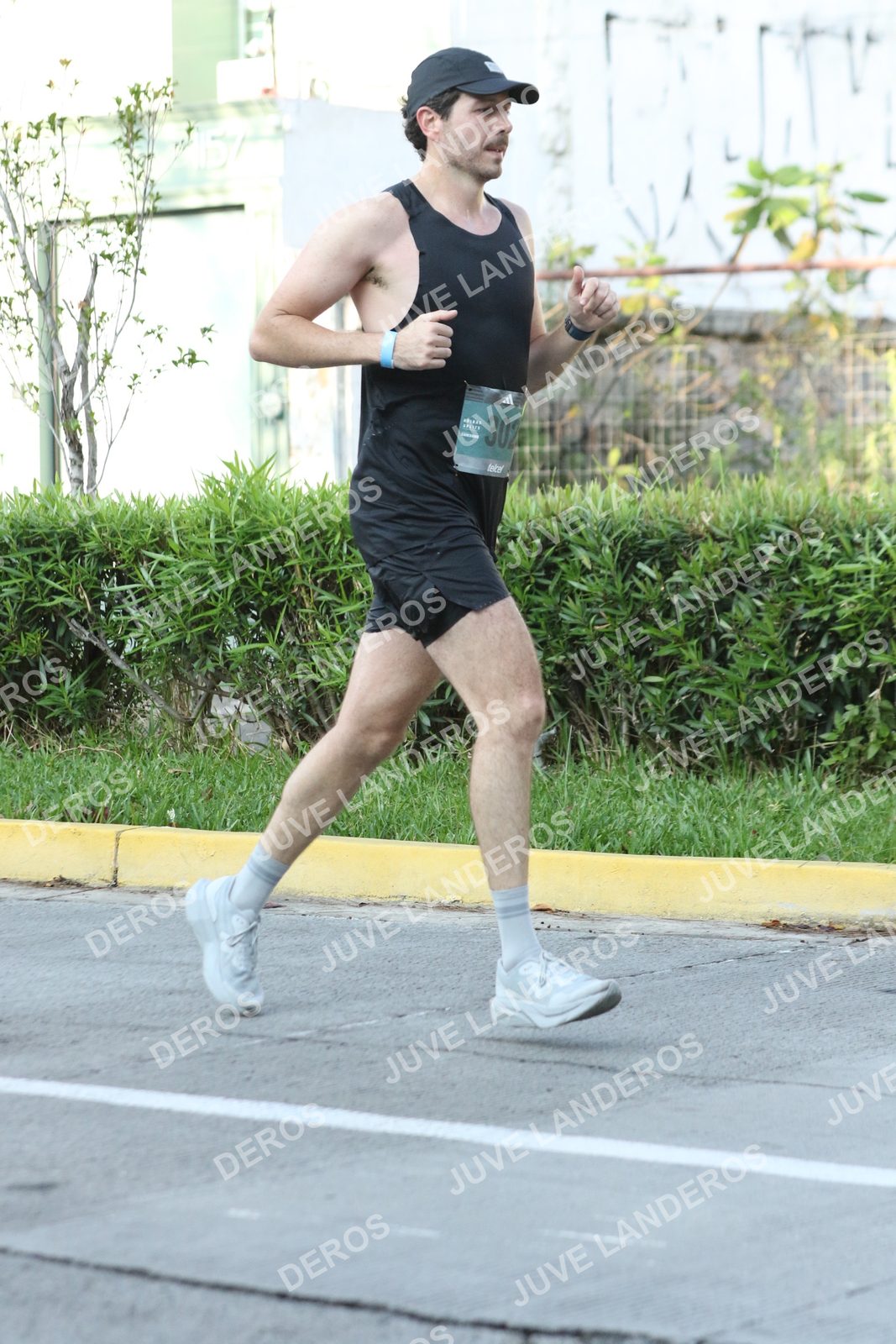 Foto de ADIDAS SPLITS GUADALAJARA 15K / 30K en Av. San Ignacio esquina Av. Ignacio L. Vallarta, Zapopan a las 08:02 · dorsal 302