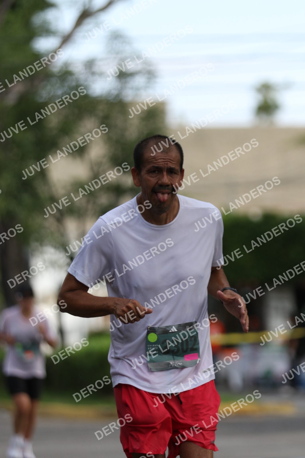 Foto de ADIDAS SPLITS GUADALAJARA 15K / 30K en Av. San Ignacio esquina Av. Ignacio L. Vallarta, Zapopan a las 09:01 · dorsal 3302