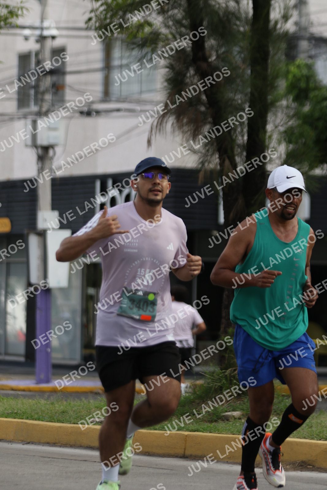 Foto de ADIDAS SPLITS GUADALAJARA 15K / 30K en Av. San Ignacio esquina Av. Ignacio L. Vallarta, Zapopan a las 09:02 · dorsal 3403, 30, 15