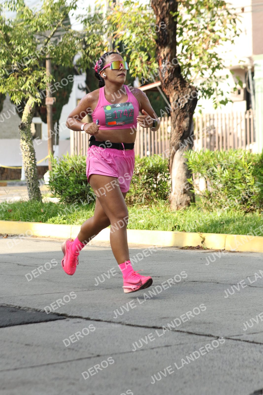 Foto de ADIDAS SPLITS GUADALAJARA 15K / 30K en Av. San Ignacio esquina Av. Ignacio L. Vallarta, Zapopan a las 08:31 · dorsal 1742