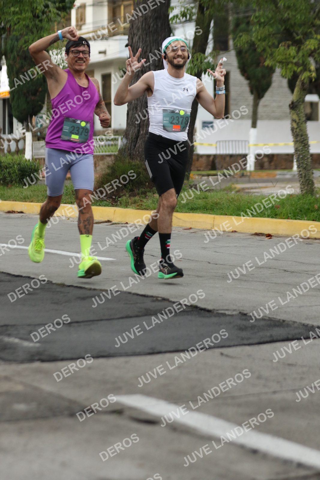Foto de ADIDAS SPLITS GUADALAJARA 15K / 30K en Av. San Ignacio esquina Av. Ignacio L. Vallarta, Zapopan a las 06:58 · dorsal 2378, 2379